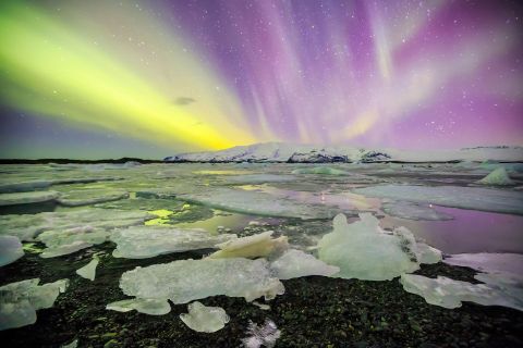 Aurora Borealis over Jokulsarlon, Iceland © Shutterstock