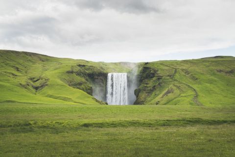 Skogafoss waterfall, Iceland © Siggeir M. Hafsteinsson
