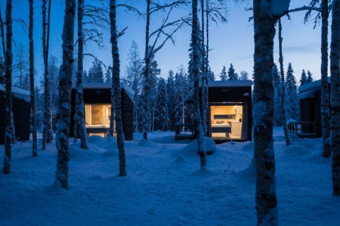 Panorama Huts, Vaattunki Wilderness Resort Rovaniemi, Finland © Visit Finland